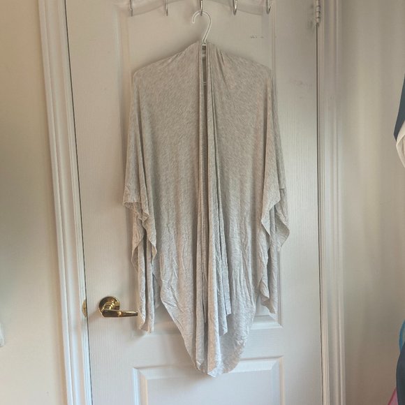 Noul Oak + Fort Cardigan Shawl - Picture 1 of 6